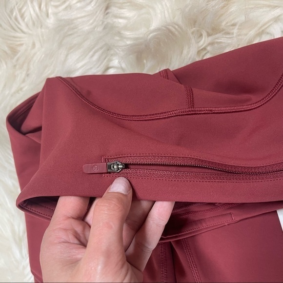 Lululemon Speed Up Tight 28" Chianti‎ - Picture 6 of 11